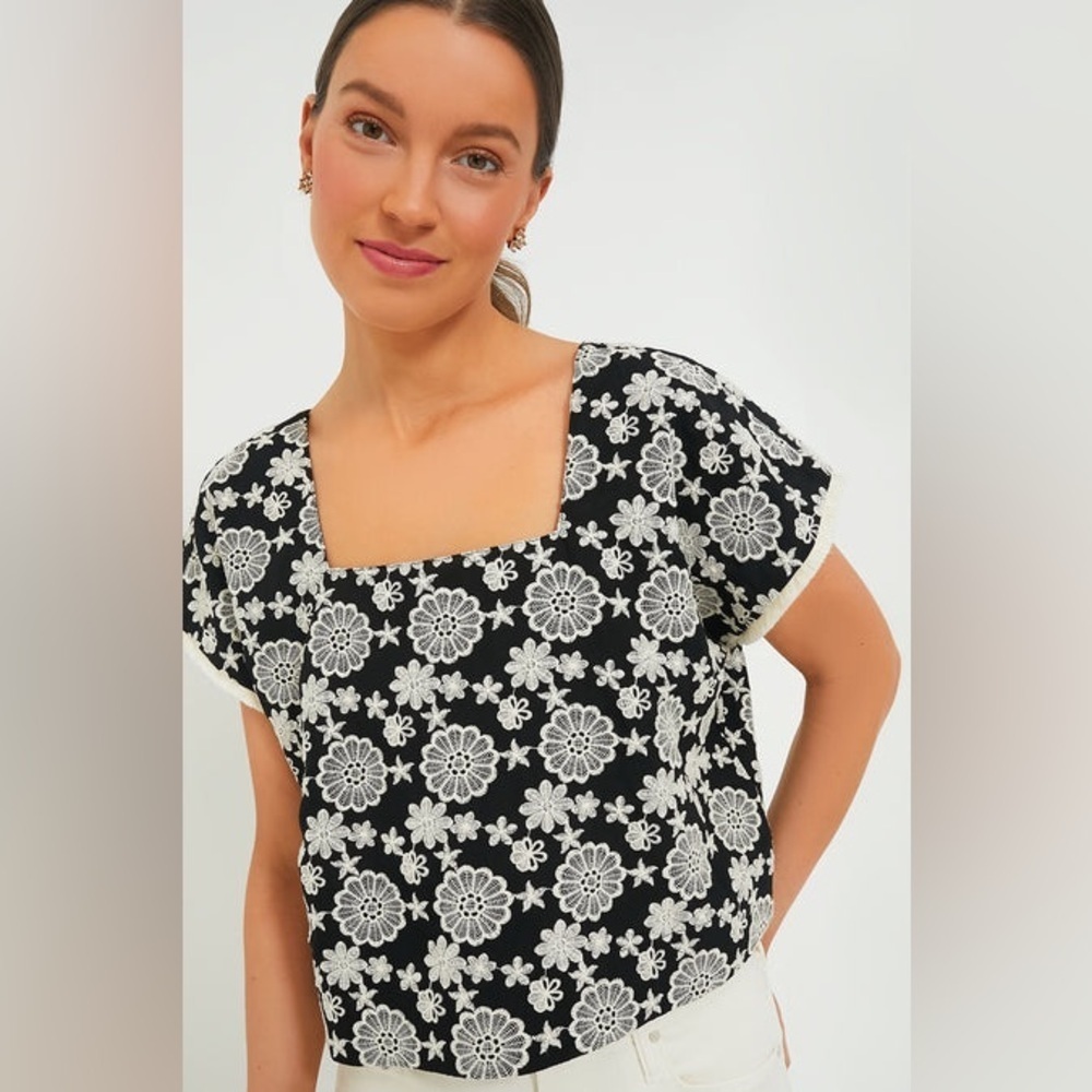 Tuckernuck Hyacinth House Black & Ivory Eyelet Vivienne Blouse NWT